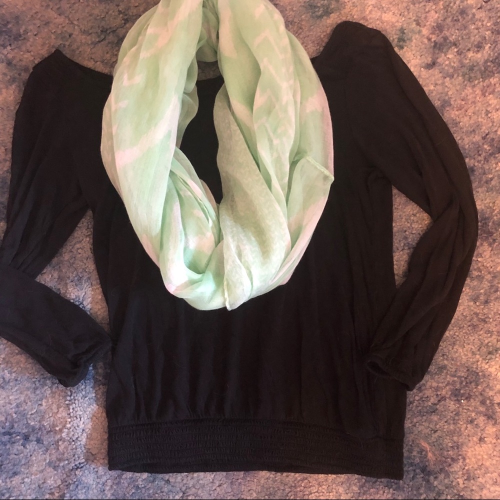 American Eagle Half-Sleeve Top